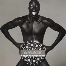 homme-afro-joyeux-publicité
