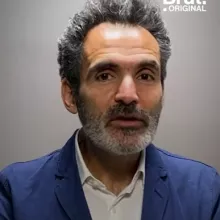 Olivier Sibony, dans une vidéo du magazine Brut