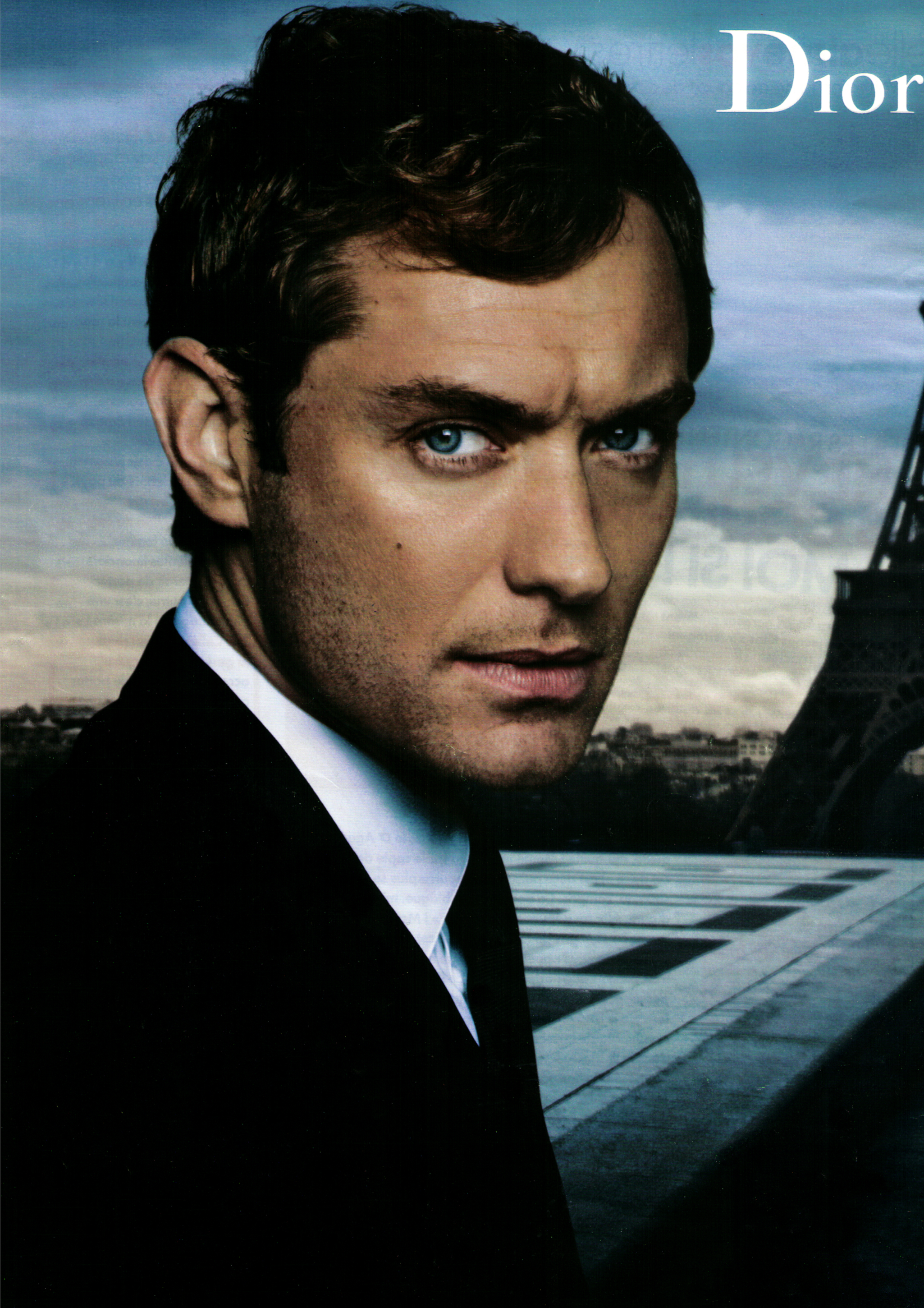 homme-visage-serieux.png